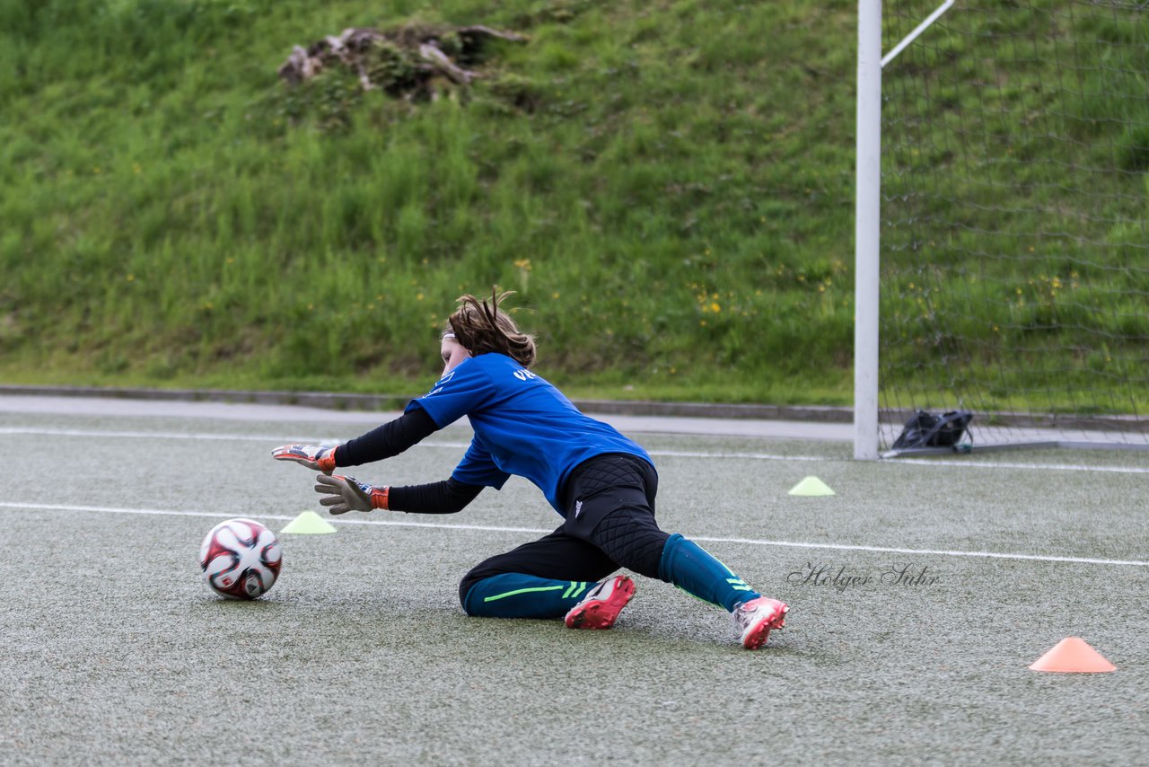 Bild 112 - B-Juniorinnen Pokalfinale VfL Oldesloe - Holstein Kiel : Ergebnis: 0:6